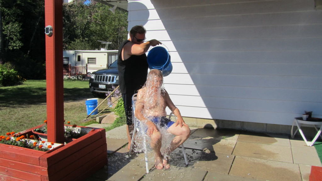 Toronto Suomi Lions Club Takes Ice Bucket Challenge